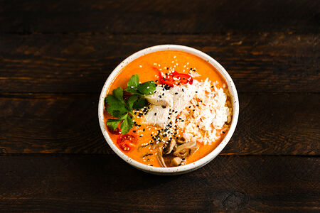 Том ям с курицей