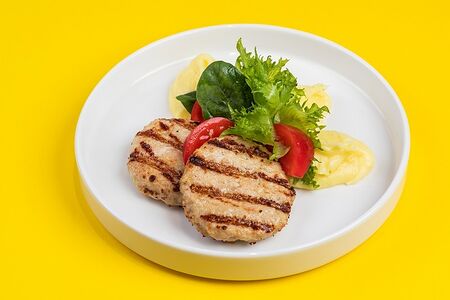 Куриные котлетки с пюрешкой