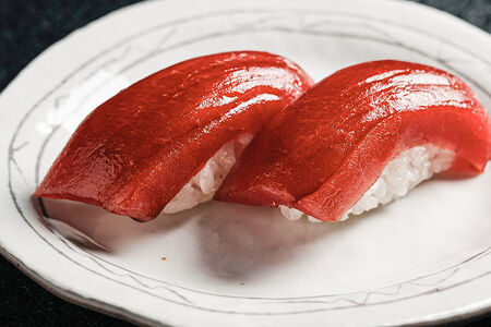 Нигири Тунец блюфин Аками