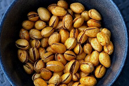 Фисташки с солью