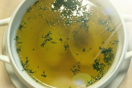 Бульон с яйцом