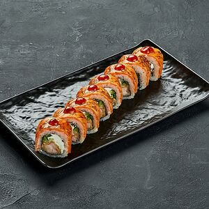 Опаленный лосось с креветкой темпура