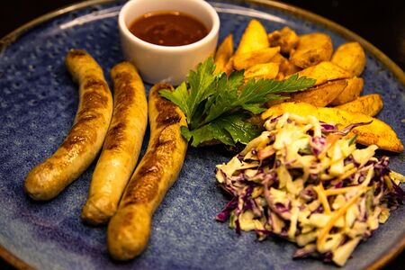 Колбаски куриные