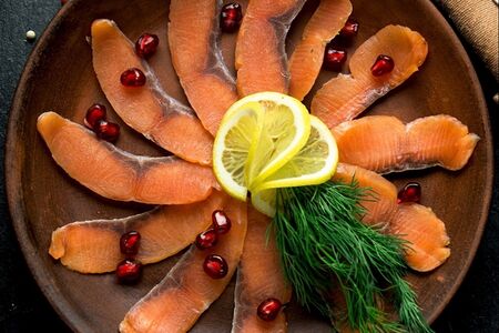 Сёмга малосольная с лимоном