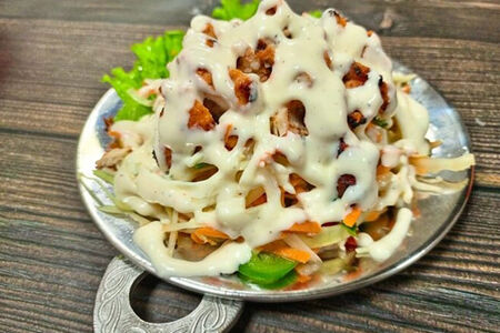 Тандури-чикен-салат