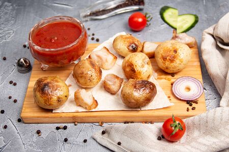 Картошка на мангале