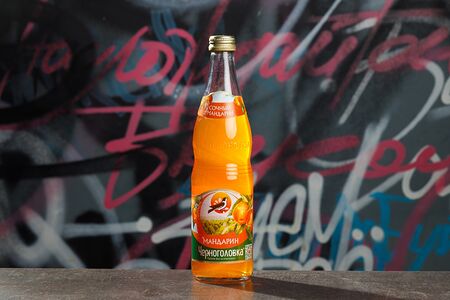 Черноголовка Мандарин