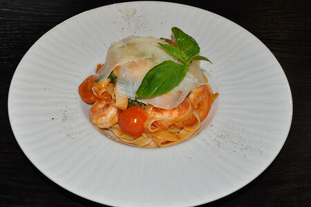 Феттуччине с креветками