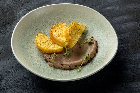 Паштет с бриошью