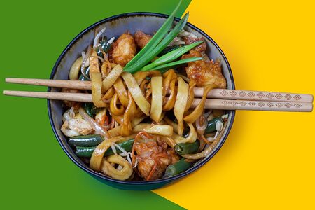 Свинина по-сычуаньски с раменом