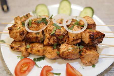 Шашлык из курицы на шпажке