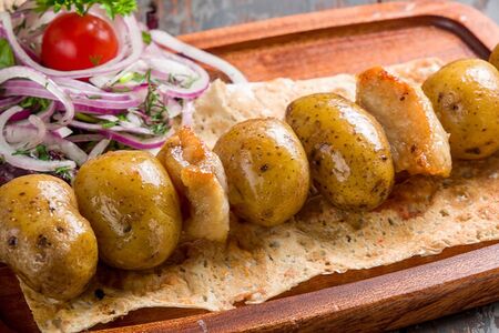 Молодой картофель с курдюком