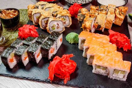 Сет роллов Инь-ян