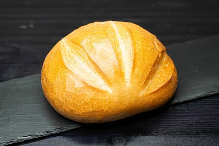 Хлеб Бездрожжевой подовый белый