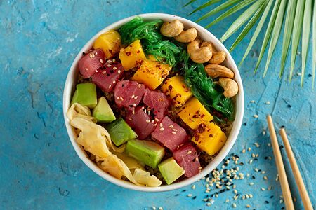 Поке с тунцом и манго большая порция