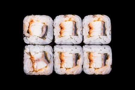 Спайси ролл с угрем