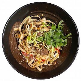 Удон с говядиной