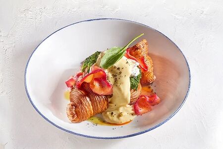 Уово ин камичиа э сальмоне