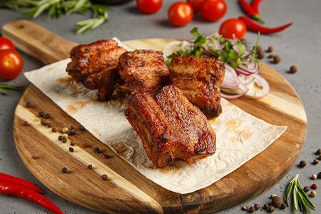 Шашлык из свиных ребрышек