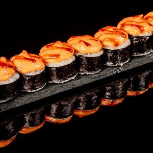 Տաք ռոլլ օձաձկով