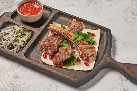 Каре ягненка на гриле