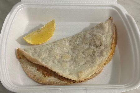 Лагмаджо с говяжьим фаршем