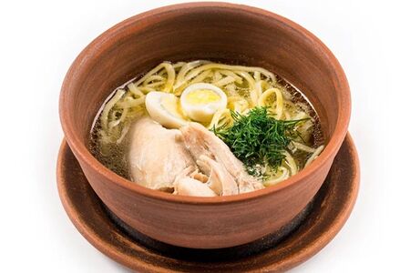 Куриный суп с домашней лапшой