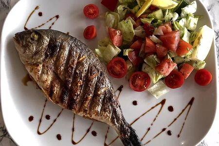 Дорадо с овощами