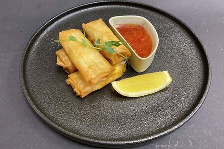 Спринг-ролл с креветкой