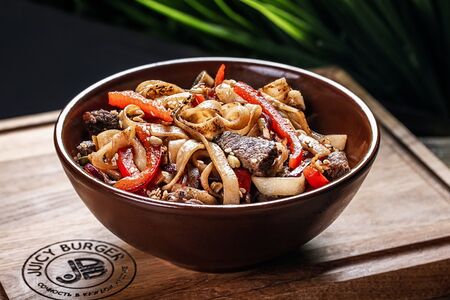 Wok с курицей