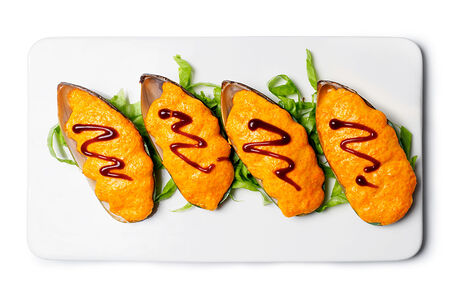 Мидии киви под сырной шапкой