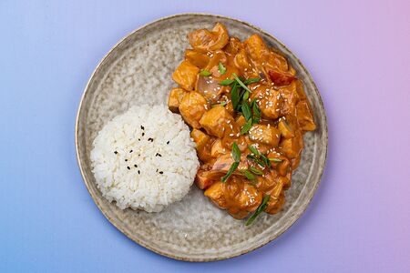 Лосось в соусе том ям