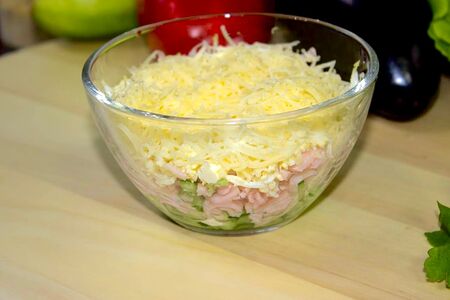 Салат-коктейль с ветчиной