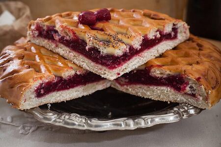 Пирог с вишней