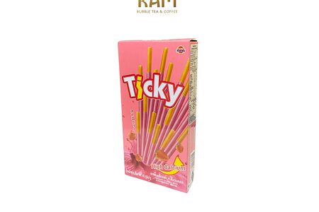 Печенье Тайские бисквитные палочки с клубничным кремом Ticky