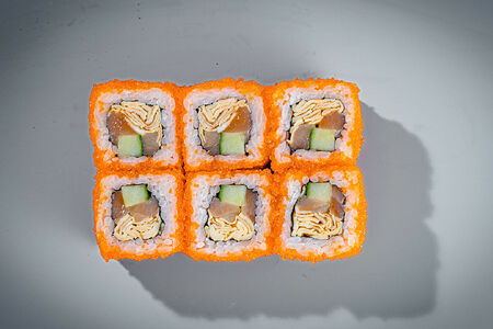 Калифорния с копченым лососем