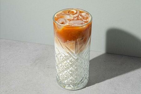 Айс латте на банановом молоке