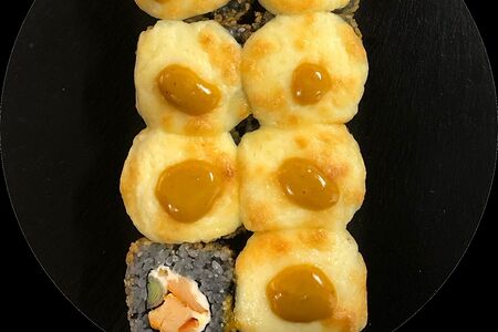 Далматинец с курицей карри запеченный