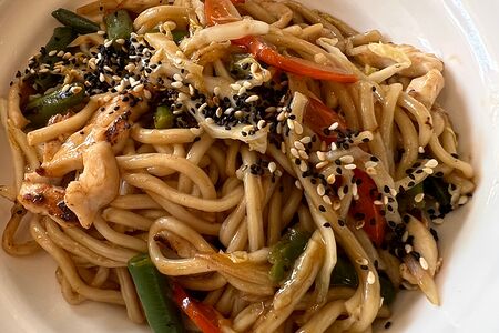 Лапша в соусе терияки с говядиной