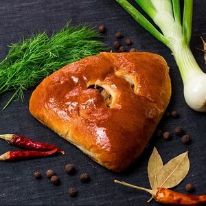 Пирожок с мясом