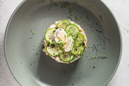 Оливье с телятиной