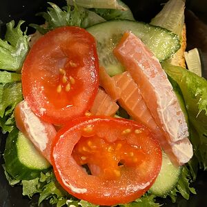 Сэндвич с красной рыбой