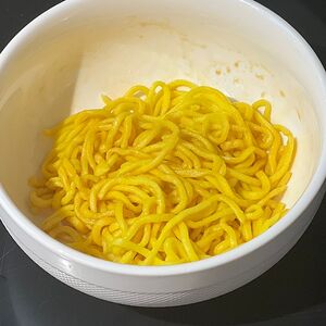 Лапша яичная в лёгком соусе