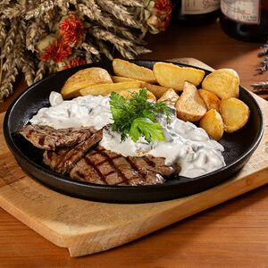 Говяжья вырезка с жюльеном