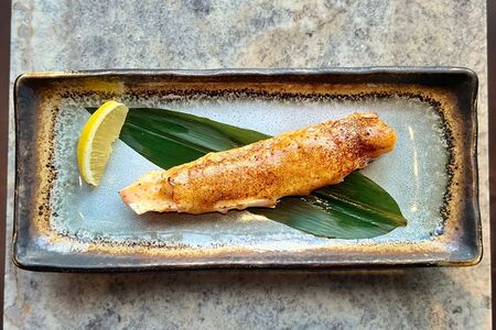 Запеченная фаланга краба