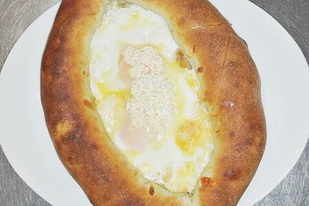 Хачапури по-аджарски