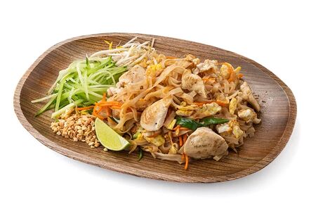 Лапша Пад-тай с курицей