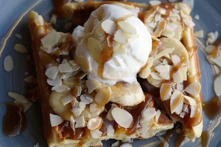 Вафля Банановая карамель