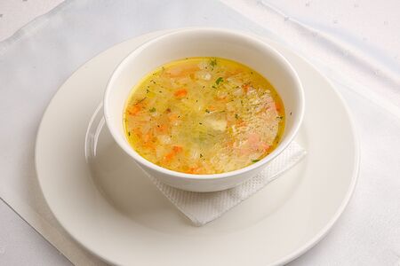 Суп с курицей и домашней лапшой