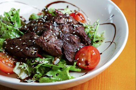 Теплый с телятиной